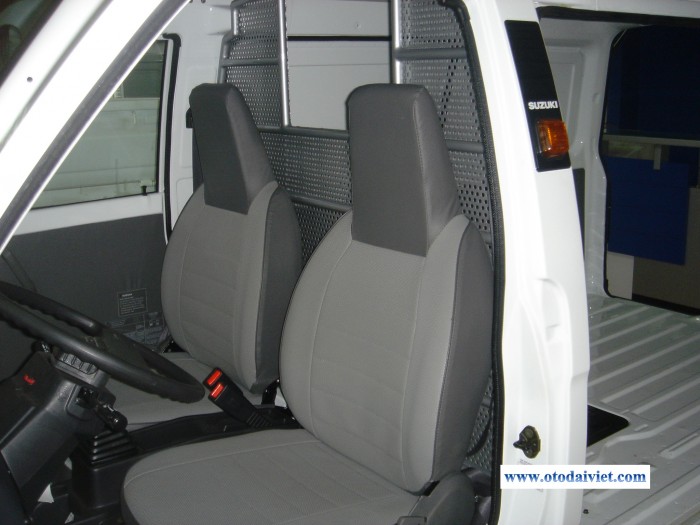 Suzuki Blind Van (Xe bán tải Van) giá tốt, có sẵn tại Hà Nội.