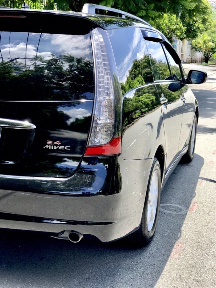 Bán Mitsubishi Grandis màu đen cuối 12/2007 cực đẹp - HOT