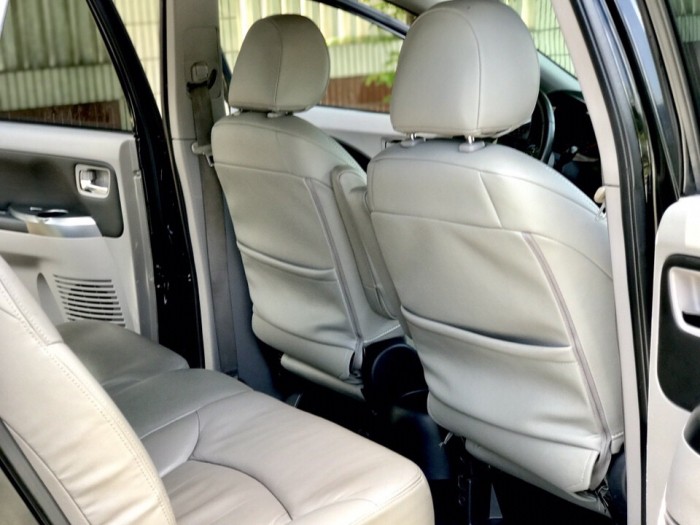 Bán Mitsubishi Grandis màu đen cuối 12/2007 cực đẹp - HOT