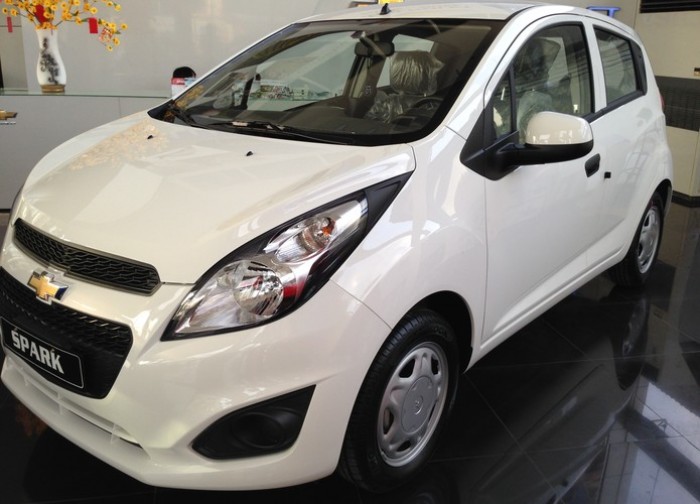 CHEVROLET mới 100%.  Bảo hành 3 năm/100.000 km