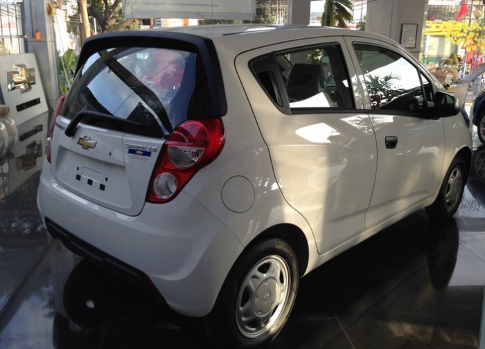 CHEVROLET mới 100%.  Bảo hành 3 năm/100.000 km