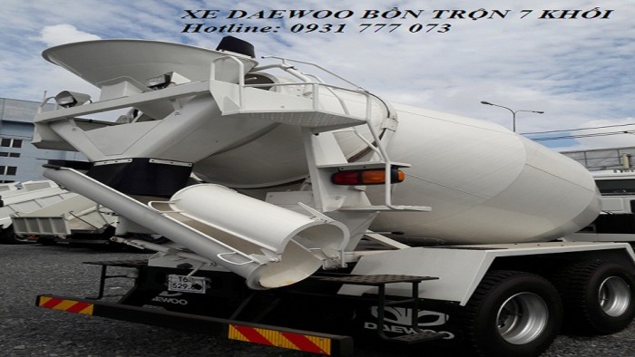 Xe DAEWOO Bồn Trộn 7 Khối