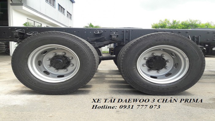 Xe đầu kéo Daewoo. Hyundai Đô Thành