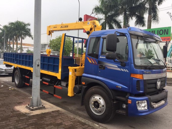 Xe cẩu tự hành Thaco Auman C160 gắn cẩu 5 tấn