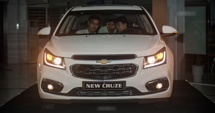 Bán Xe Chevrolet Cruze Ltz Đời 2017, Màu Trắng