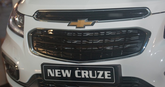 Bán Xe Chevrolet Cruze Ltz Đời 2017, Màu Trắng