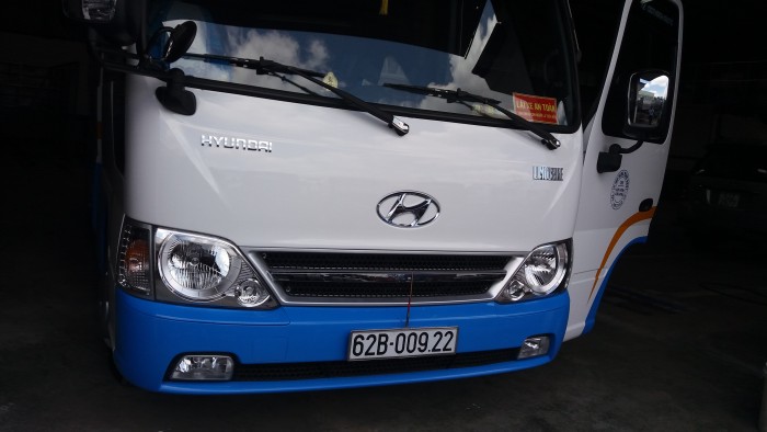 Bán xe khách Hyundai County 2018