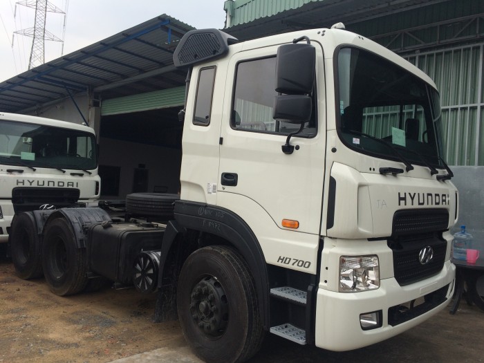 Xe đầu kéo Hyundai HD700 - Giá Xe Đầu Kéo HD700 Rẻ Nhất