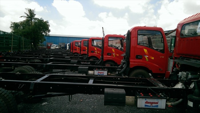 Bán xe tải 2 tấn mới 100% giá sốc