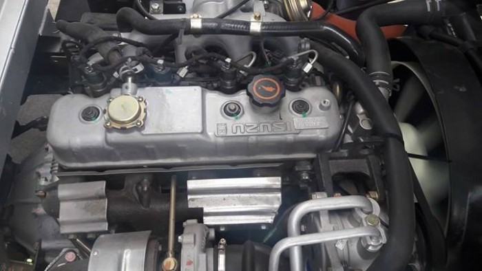 Xe tải vào thành phố iz49