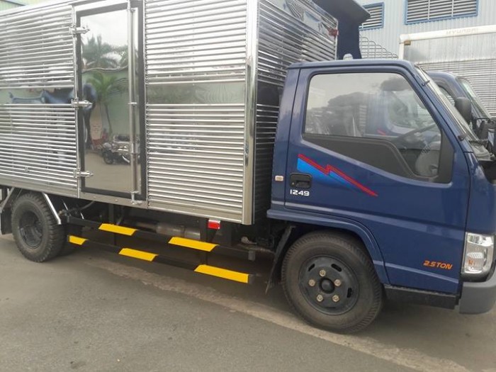 Xe Iz49 Đô Thành - Xe Tải Iz49 Đô Thành - Giá Xe Iz49 2,4 Tấn Rẻ Nhất - Giá Xe Đô Thành iz49 2,4 tấn