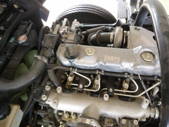 Giá xe tai Hyundai 5 tấn HD500 Hyundai HD65 Bán trả góp