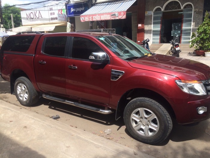 Bán Ford Ranger XLT,canopy sx 2014 xe đẹp màu đỏ