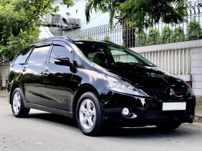 Bán Mitsubishi Grandis màu đen cuối 2007, 435 triệu