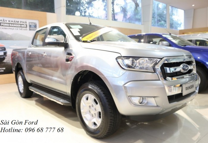Khuyến mãi mua xe Ford Ranger XLS, số sàn, vay trả góp chỉ 150 triệu, giao xe trong 30 ngày.