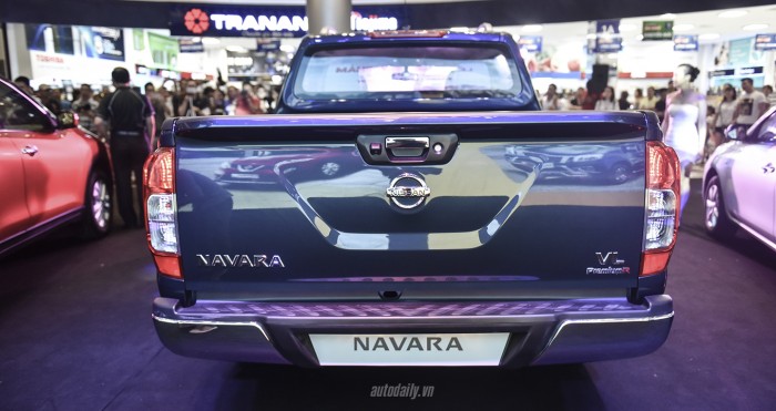 Bán Nissan Navara Premium, mới 100%, 2017, giá hấp dẫn