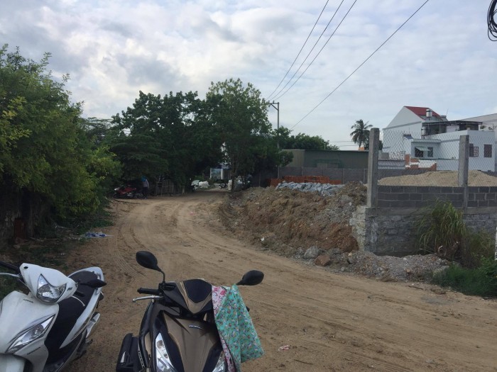 Bán Đất Ruộng Diên An Giá Tốt Cho Nhà Đầu Tư Phân Lô Bán Nền,Dt: 945M2 Giá 1,4 Tỷ Còn Thương Lượng