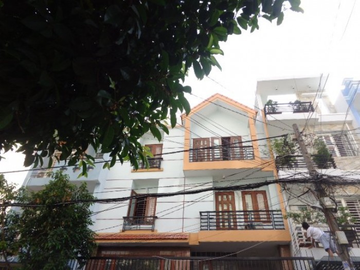 Chính chủ cho thuê nhà 2 MT Cây Trâm, GV, DT 8x20m