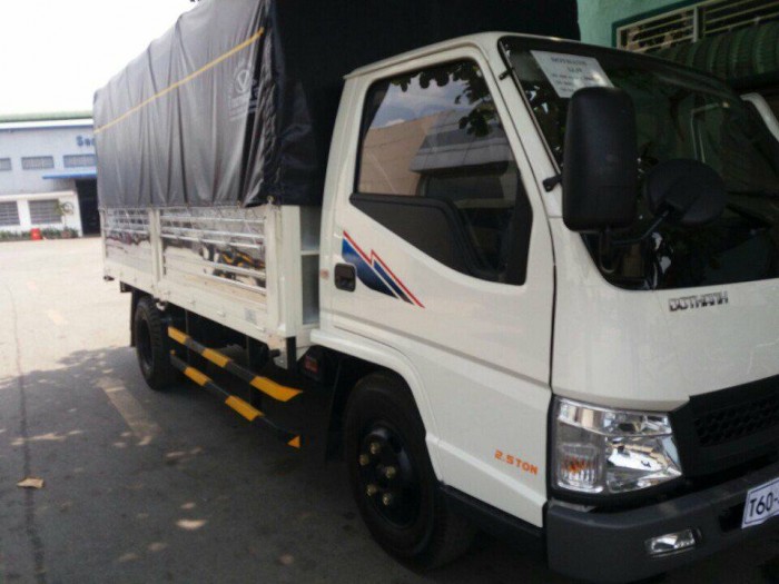 Xe tải iz49 2t4 đô thành, xe iz49, giá xe iz49 thùng bạt rẻ nhất, xe iz49 vào thành phố