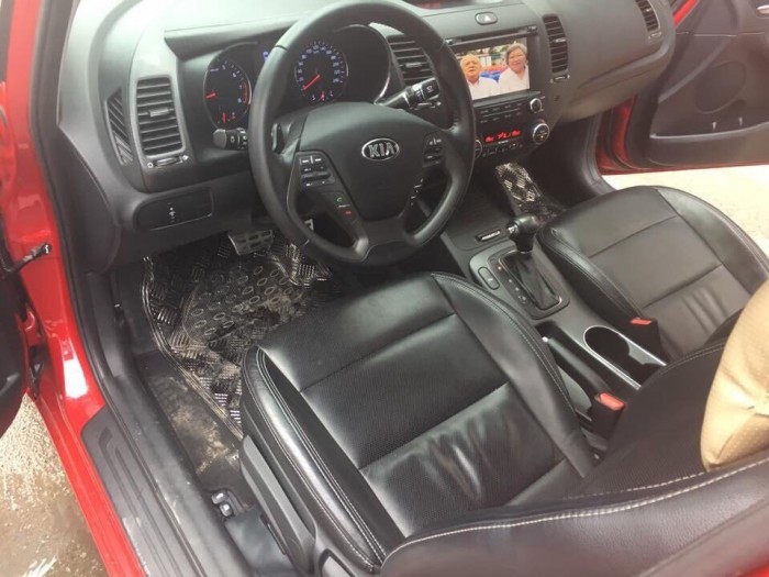 Bán Kia K3 1.6AT số tự động, màu đỏ, đời 2014, 532tr, gia đình giữ kỹ, xe đẹp, bao test