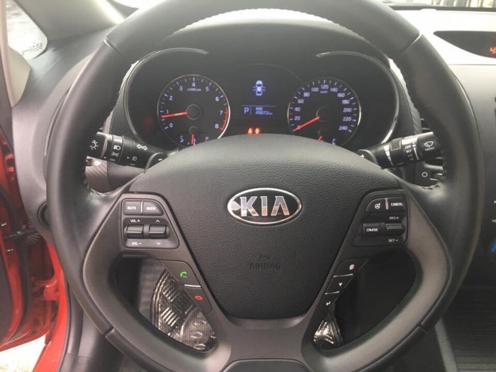 Bán Kia K3 1.6AT số tự động, màu đỏ, đời 2014, 532tr, gia đình giữ kỹ, xe đẹp, bao test
