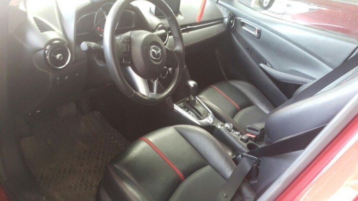 Bán Mazda 2 1.5AT sedan, đời 2016, màu đỏ, 532tr, xe đẹp, bao test