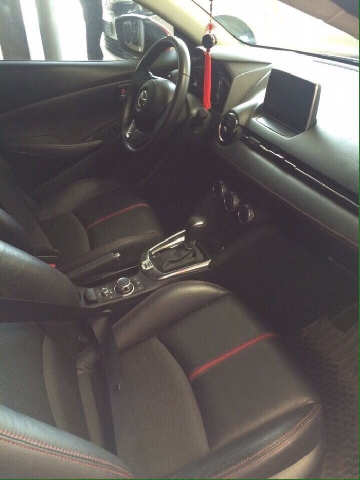 Bán Mazda 2 1.5AT sedan, đời 2016, màu đỏ, 532tr, xe đẹp, bao test