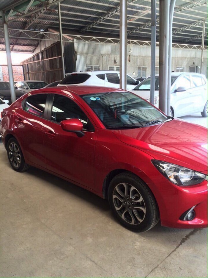 Bán Mazda 2 1.5AT sedan, đời 2016, màu đỏ, 532tr, xe đẹp, bao test