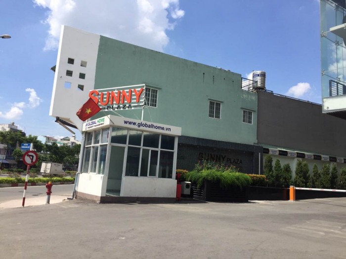 Cho thuê mặt tiền Phạm Văn Đồng, ngay góc Sunny Plaza ,17 tr/tháng