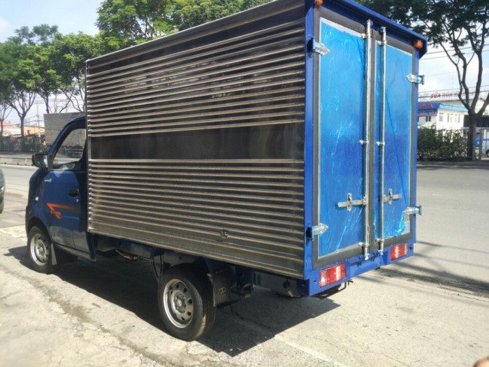 Bán xe tải nhỏ Dongben 870kg thùng kín inox trả góp giá ưu đãi