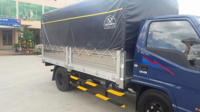 Xe tải Hyundai Iz49 2,4 Tấn Thùng Mui Bạt, Xe tải Hyundai 2,4 Tấn, giao xe trong vòng 5 ngày