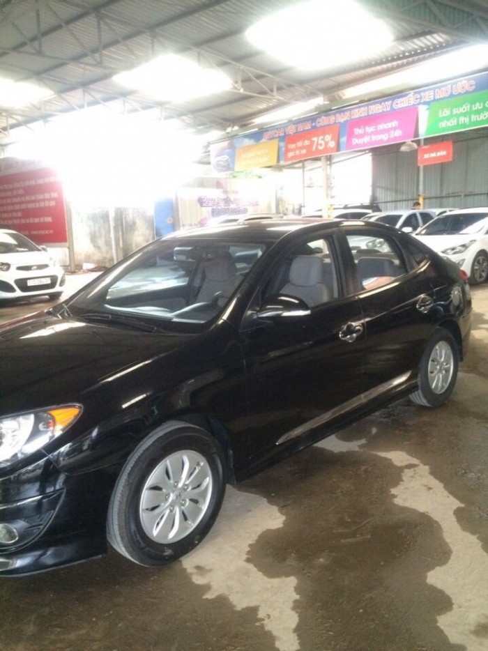 Bán Hyundai Avante 1.6MT, số sàn, đời 2013, màu đen, 402tr bao test