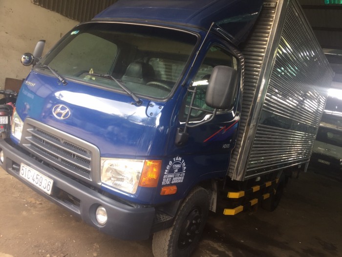 Hyundai hd65 thùng kín vào thành phố 1t85