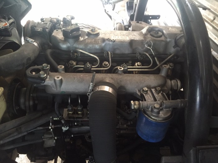 Hyundai hd65 thùng kín vào thành phố 1t85