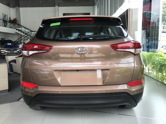 Hyundai Tucson KM hơn 100 triệu