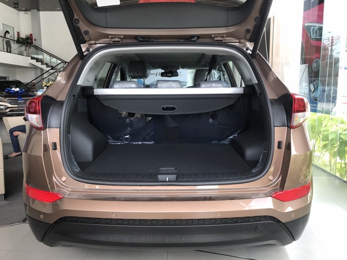 Hyundai Tucson KM hơn 100 triệu