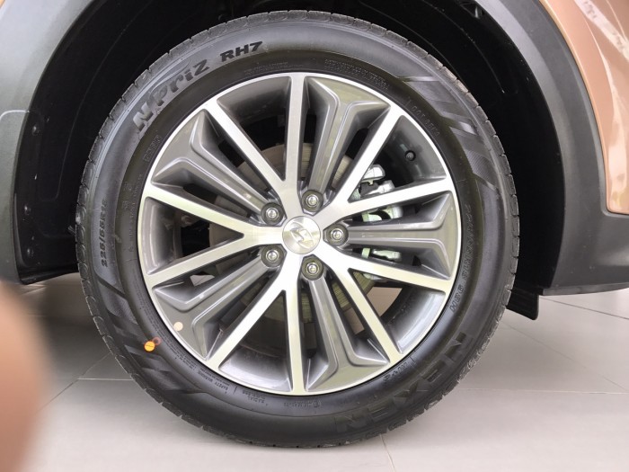 Hyundai Tucson KM hơn 100 triệu