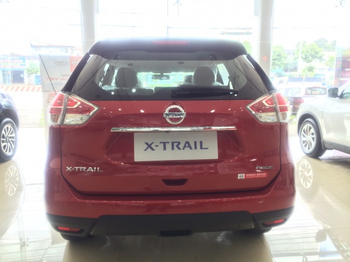 Bán Nissan x-trail premium L 2017