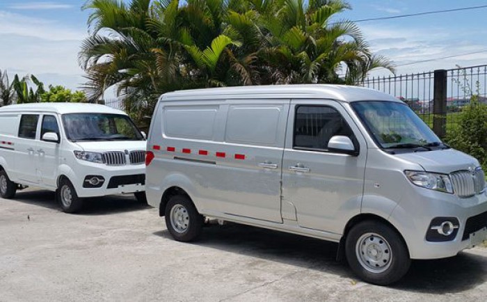 Xe tải dongben X30 5 chỗ đời 2017 hỗ trợ trả góp