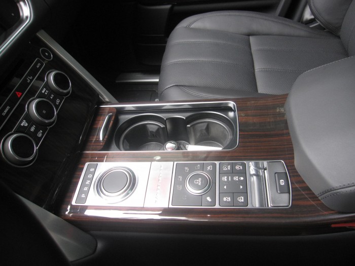 Bán xe Range rover hse 2017 màu đen,nội thất đen