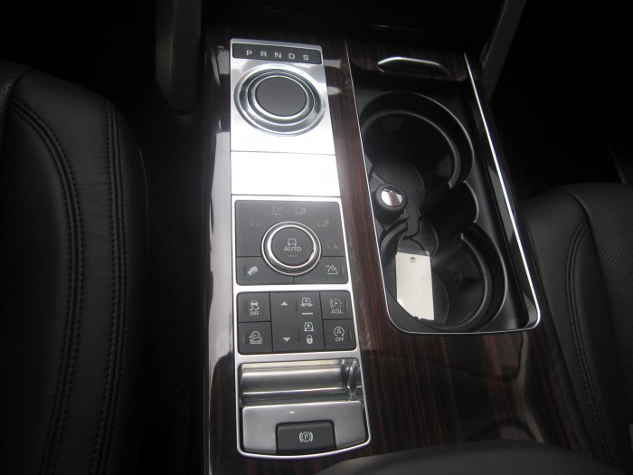 Bán xe Range rover hse 2017 màu đen,nội thất đen
