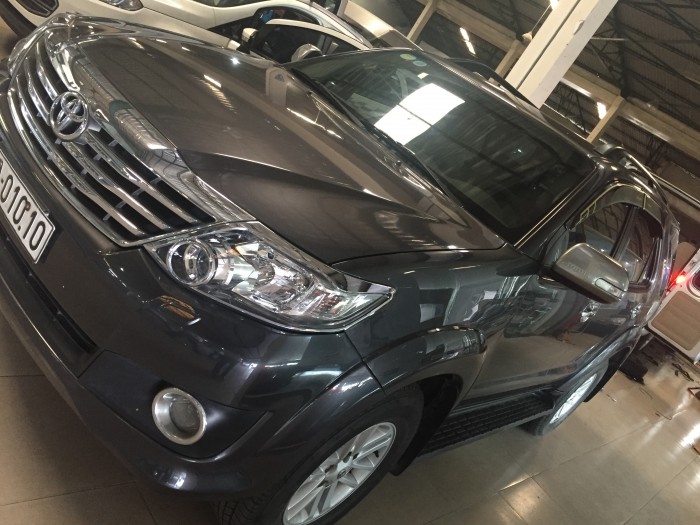 Bán Toyata Fortuner 2.7 máy xăng màu xám