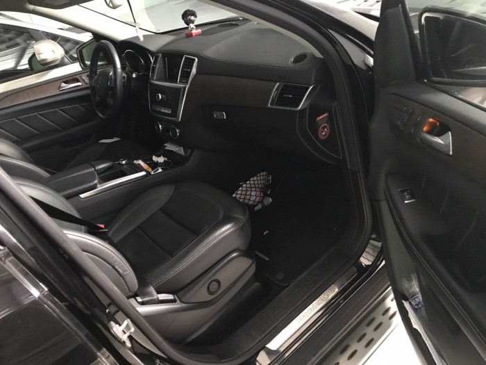 Mercedes GL400 4Matic 2015 đk 2016 màu đen vip