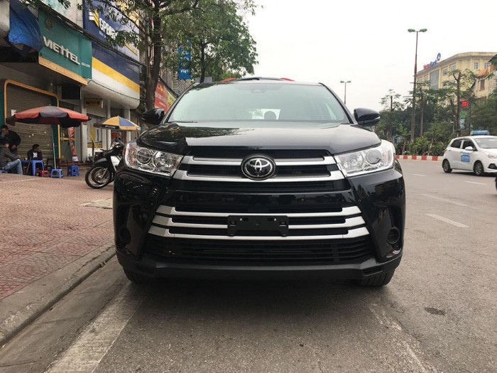 Bán xe Highlander LE 2017 xuất Mỹ