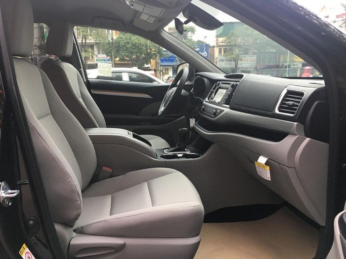 Bán xe Highlander LE 2017 xuất Mỹ