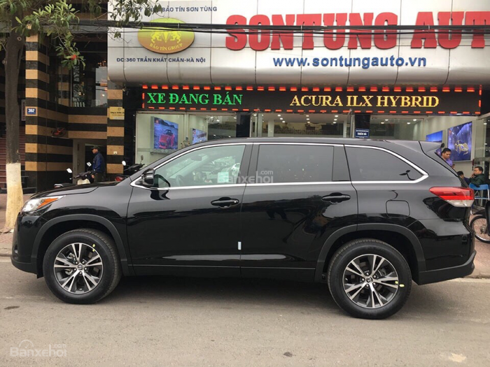 Bán xe Highlander LE 2017 xuất Mỹ