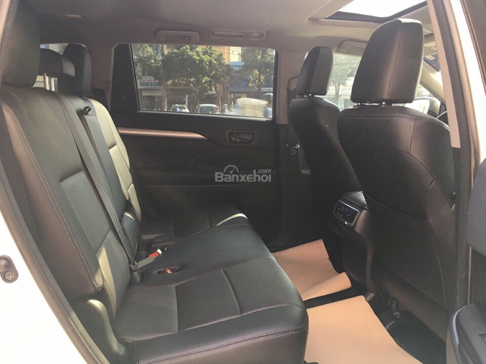 Bán xe Highlander LE 2017 màu trắng nhập Mỹ
