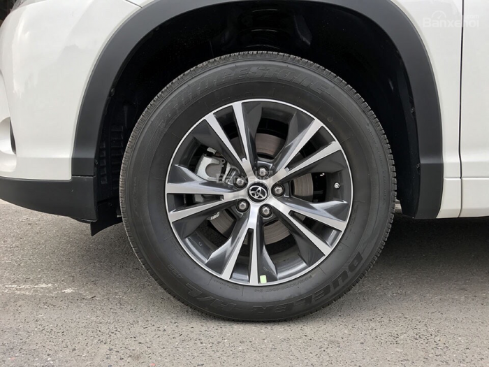 Bán xe Highlander LE 2017 màu trắng nhập Mỹ