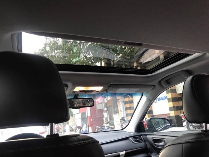 Bán xe Toyota Camry XLE mới 100% nhập khẩu nguyên chiếc