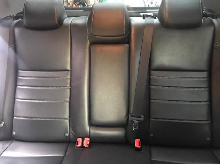Bán xe Toyota Camry XLE mới 100% nhập khẩu nguyên chiếc
